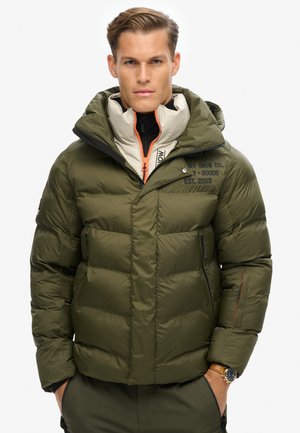 Superdry & Co Winterjas - army khaki