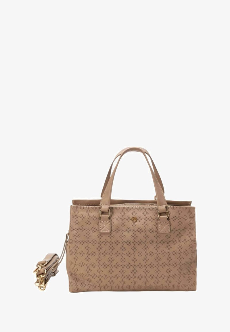 Bolso beige con un diseño estructurado, patrón perforado, dos asas superiores y una correa para el hombro detachable. Accesorios en dorado.