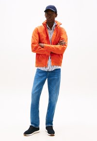 Tommy Hilfiger - PREMIUM HYBRID - Trainers - desert sky Thumbnail Image 1
