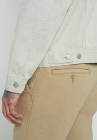 Levi's® Chaqueta vaquera - off-white