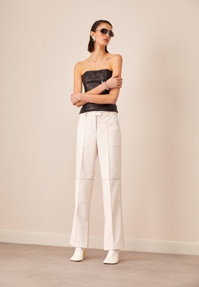 Materiel STITCHED PANTS - Püksid - marshmallow
