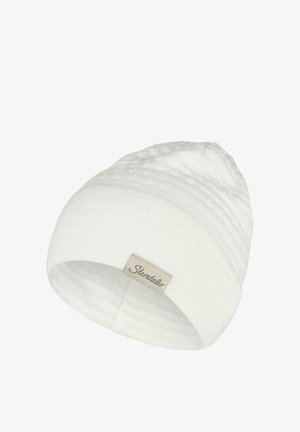 White textured fabric beanie hat with a beige label featuring cursive brand name "Sterntaler" on the front.