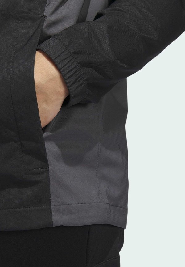 RAIN.RDY - Waterproof jacket4