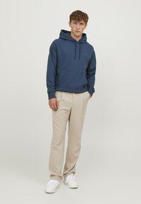 Jack & Jones JJESTAR  NOOS - Sweat à capuche - ensign blue