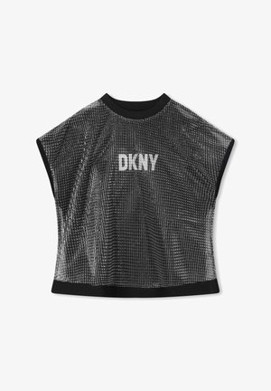 Svart mesh kortermet topp med sølvfarget rutemønster og hvit DKNY-logo sentrert på brystet, med svart kant på ermene og kanten.