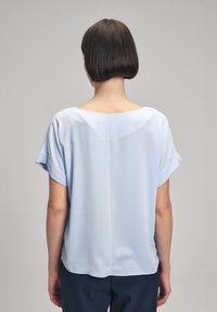 adL SHORT SLEEVES V NECK  - Jednoduché tričko - blue