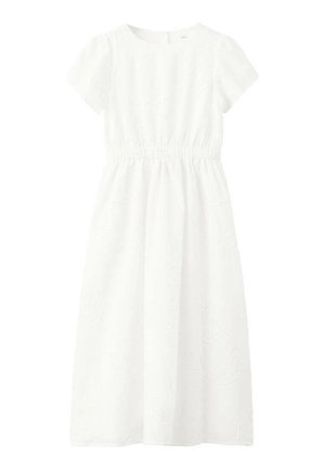 Vestito bianco con maniche corte e scollo rotondo. Presenta una vita elastica e un tessuto strutturato con delicati motivi floreali.