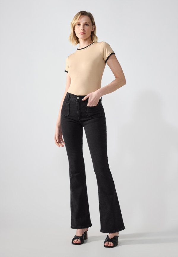 Basic T-shirt - irish cream3