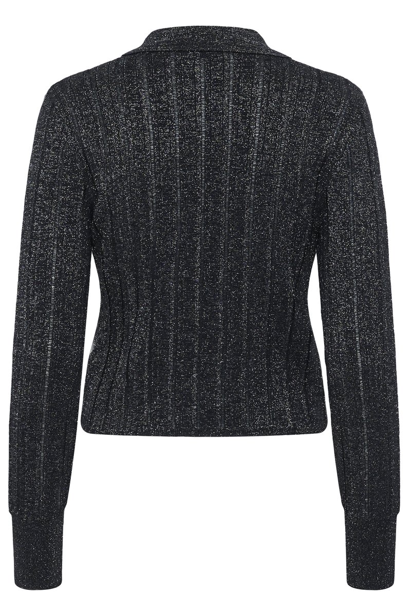 Schwarzer langärmeliger, taillierter Pullover mit vertikalem Rippenmuster und dezenten silbernen Fäden, die im Stoff eingewebt sind.