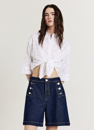 BERMUDA - Denim shorts - blu denim scuro