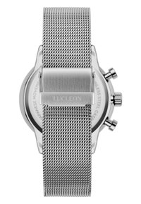 Sølv rustfritt stålklokke med mesh-band, med en polert lås. Klokkehuset har et rundt design og synlige kronograf-dialer.