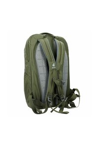 Grüner Nylon-Rucksack mit gepolstertem, mesh-beschichtetem Rücken und verstellbaren Trägern. Ausgestattet mit einem minimalistischen Design und einem Logo auf dem oberen Rückenteil.