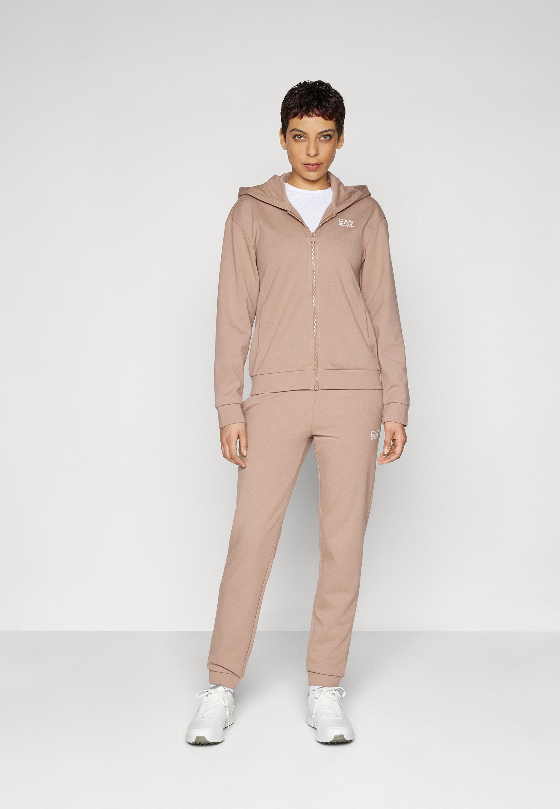 EA7 Emporio Armani TRAIN LOGO SERIES TRACK SUIT SET Tuta