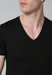 Calida EVOLUTION - Undershirt - schwarz