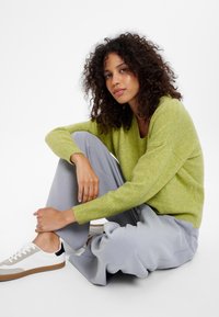Greenpoint - Sweter