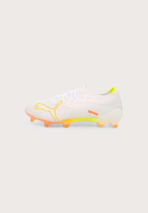 Puma, ULTRA NITRO 7 PRO WHITE FG - Fußballschuhe für festen Untergrund - white/yellow alert/heat fire