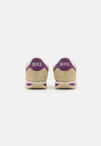 Nike Sportswear Zapatillas - white