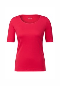 Rød t-shirt med korte ærmer og rund halsudskæring, lavet af glat stof, med en tætsiddende pasform og diskrete sømdetaljer.