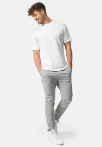 INDICODE JEANS OSBORNE - Pantalones - lt grey