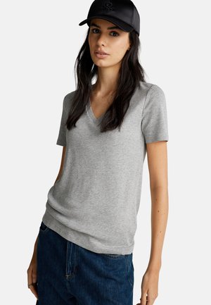 United Colors of Benetton WITH V-NECK - Jednoduché tričko - grey