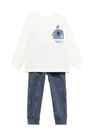 Pyjama en coton pour enfants composé d'un haut à manches longues blanc avec un graphique d'éléphant bleu et du texte, associé à un pantalon gris avec un imprimé animal bleu.