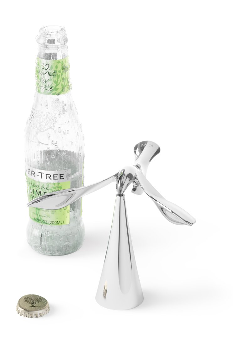 Flaschenöffner aus Edelstahl mit konischer Basis und zwei schlanken Armen. Enthält eine Glasflasche mit sprudelndem Limettengetränk und einem Deckel.