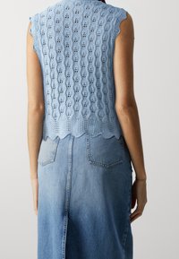 ONLY Triko s potiskem - light blue
