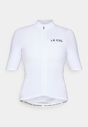 Jersey de ciclismo de manga corta en tela blanca con cremallera frontal, con el logotipo "LE COL" en negro y una cinturilla estampada con texto.