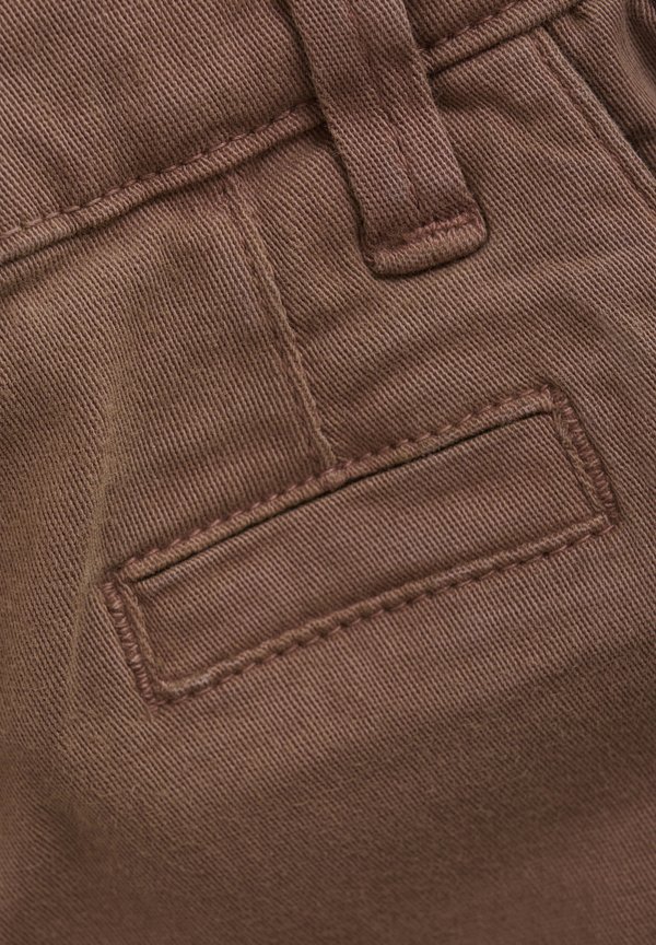 ENSHORTS - Shorts - acorn3