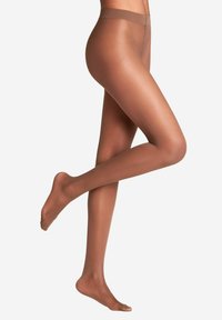 Braune, transparente Strumpfhosen mit einer glatten Textur, nahtlosem Design und einem elastischen Bund. Die Beine sind elegant positioniert und zeigen den Nylongewebe.