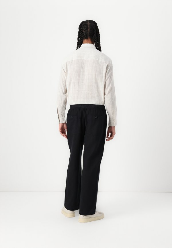 BAGGY PULL ON - Trousers4