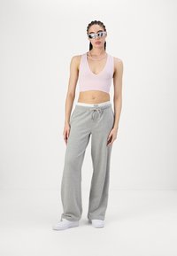 BDG Urban Outfitters WIDE LEG JOGGER - Spodnji deli trenirk - grey marl