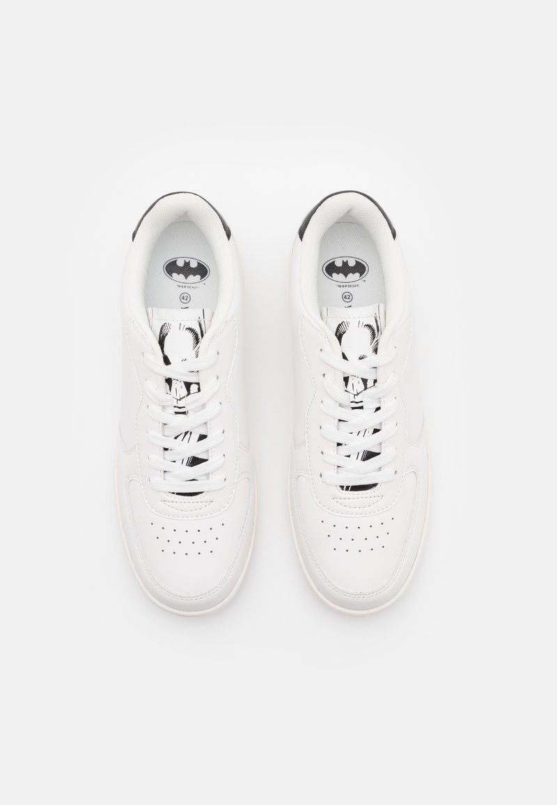 Damen Sneaker low | YOURTURN BATMAN UNISEX Sneaker low white/weiß - HI27542 Damen Sneaker low | YOURTURN BATMAN UNISEX Sneaker low white/weiß - HI27542