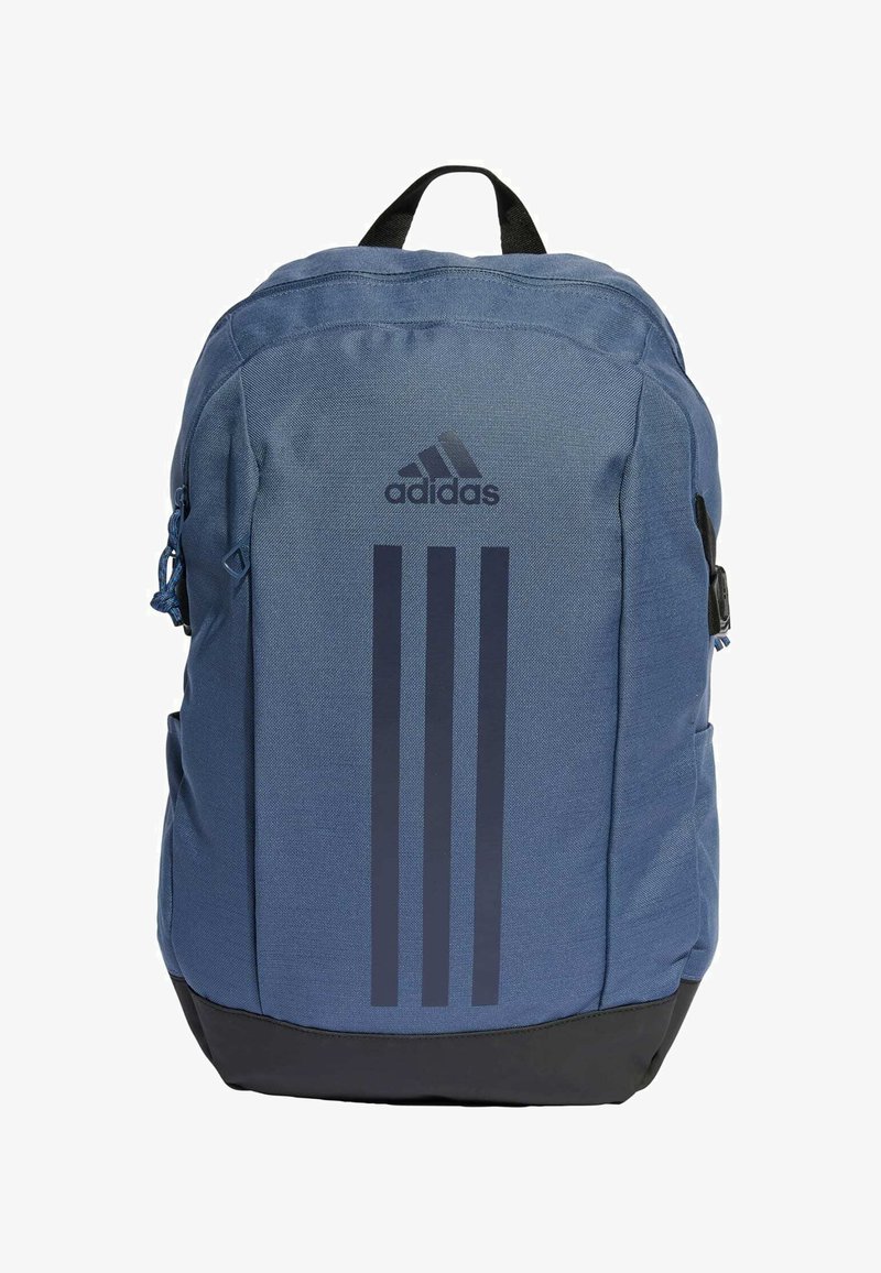Zaino in tessuto blu con fondo nero, dotato di chiusura con zip e logo Adidas con tre strisce verticali. Materiale resistente e testurizzato.