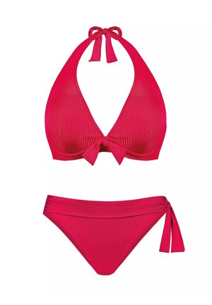 Czerwony bikini z prążkowanej tkaniny, składający się z topu na halter z wiązanymi ramiączkami na szyi oraz majtek z bocznym wiązaniem i szerokim pasem w talii.