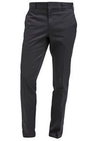 Pantaloni neri su misura realizzati in un tessuto liscio, con un design a gamba dritta, passanti per la cintura e una chiusura frontale classica.