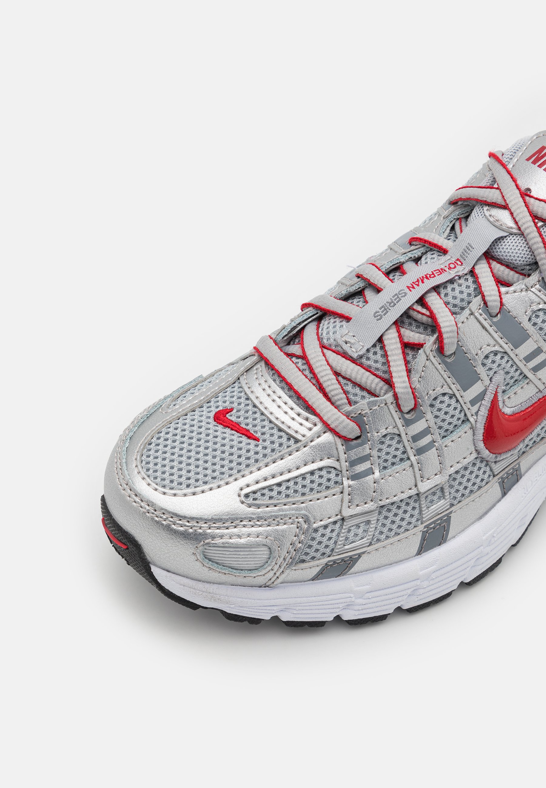 Nike Sportswear P 6000 UNISEX - Sneakers low - metallic
