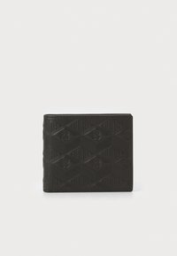 Portafoglio in pelle nera con motivo geometrico in rilievo. Design rettangolare compatto, caratterizzato da sottili dettagli di branding e superficie testurizzata.
