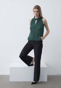 Anna Field Topper - dark green