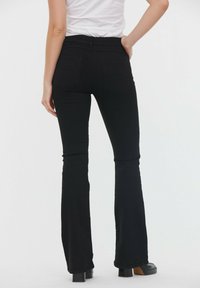 Lee Cooper JEDEN - Jean bootcut - noir