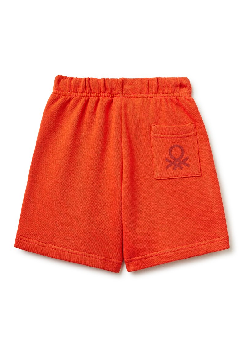 United Colors Of Benetton Pantalones Cortos Unisex Niños, De Mezclilla Elástica Con 5 Bolsillos, Abertura Lateral, Logotipo Bordado, Lavado A La Piedra En Azul Oscuro, Azul Claro Y Negro
