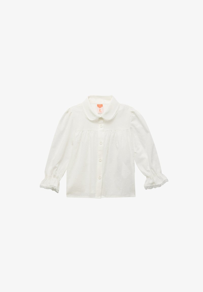 Biała koszula z guzikami, z okrągłym kołnierzykiem, długimi rękawami i koronkowym wykończeniem mankietów. Ma teksturowany materiał z małymi, wybrzuszonymi kropkami.