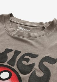 Next LICENSE REGULAR - T-Shirt print - stone wash the pixies