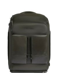 Zaino in pelle verde con due tasche frontali con cerniera e una texture liscia. Include una maniglia superiore e dettagli con cuciture rinforzate.