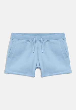 Shorts en coton bleu clair avec une ceinture élastique, un cordon de serrage, des poches latérales et un ourlet retroussé, posés à plat sur un fond blanc.