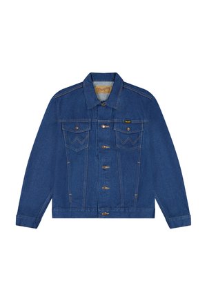 Μπλε τζιν μπουφάν με κούμπωμα με κουμπιά στον μπροστινό μέρος, δύο τσέπες στο στήθος με καπάκι, γιακά και ετικέτα με το λογότυπο Wrangler πάνω από την αριστερή τσέπη.