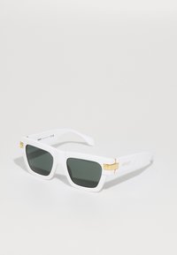 Valgt, white
