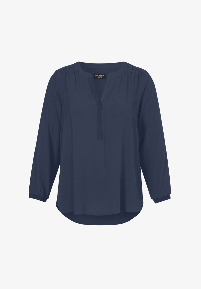Dames blouse in marineblauw met lange mouwen, ronde halslijn, gespleten voorkant en lichte plooien op de schouders en manchetten.