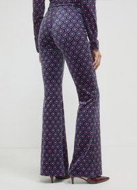 Calliope FANTASIA  - Stoffhose - variante