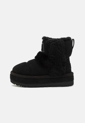 CLASSIC CHILLAPEAK - Plateaustiefelette - black